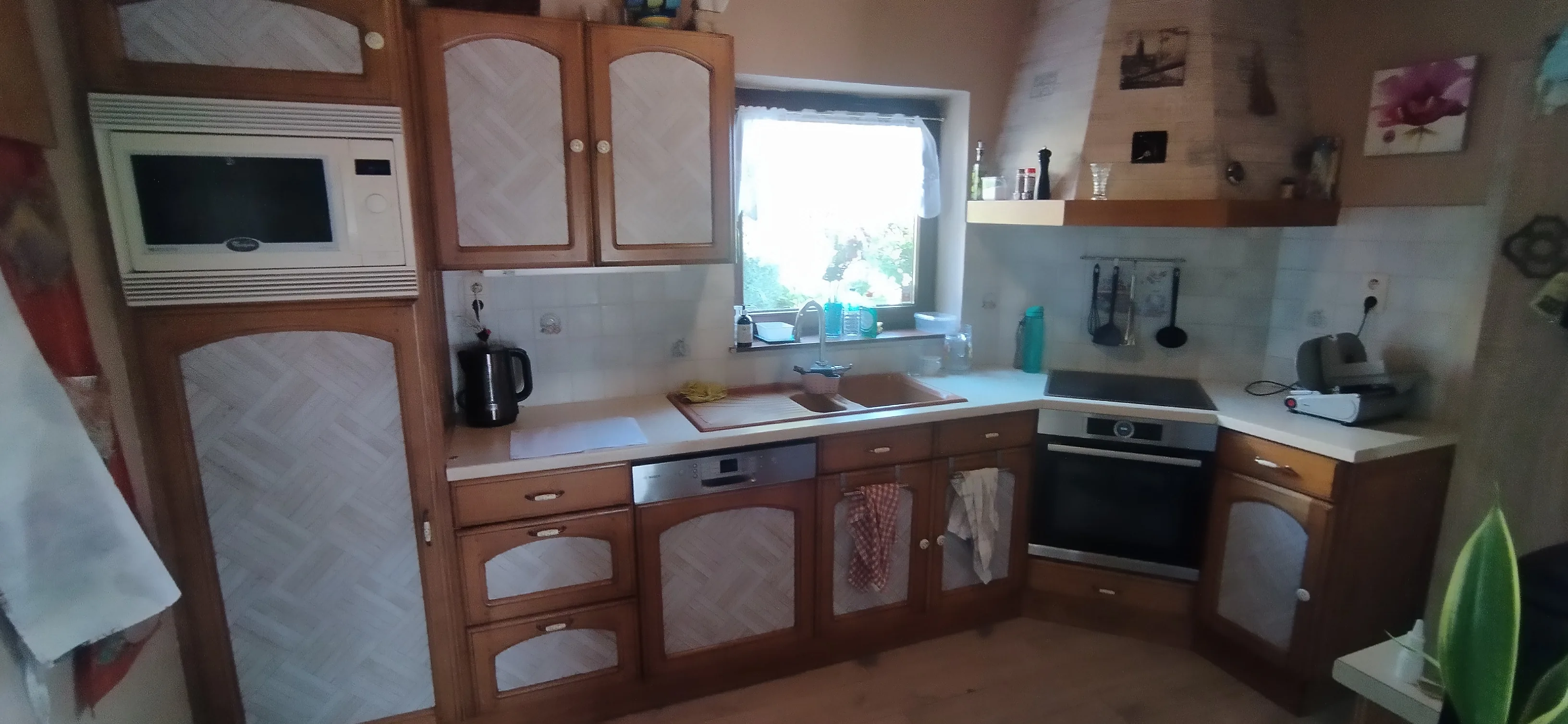 Cuisine avant covering