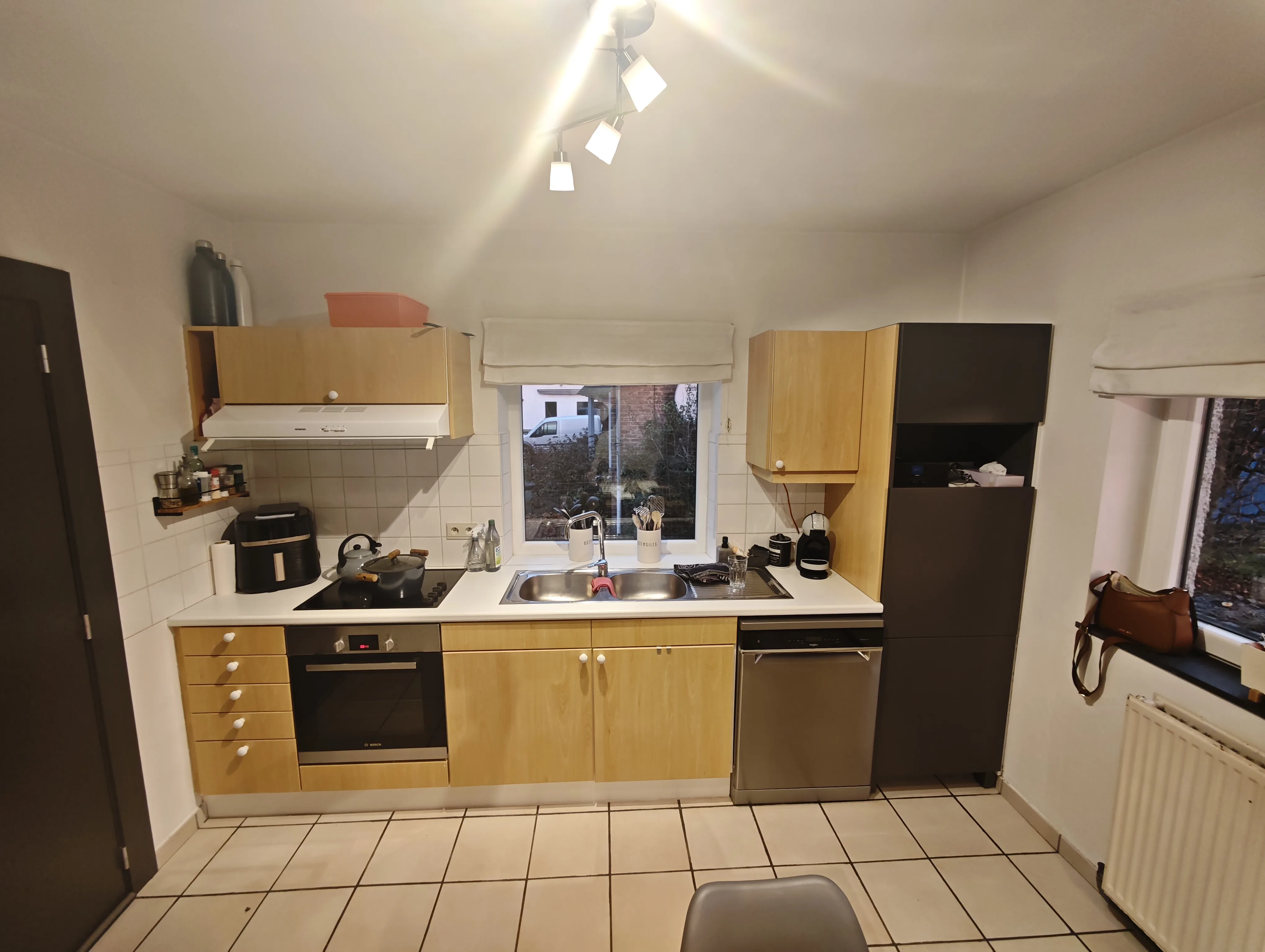 Cuisine avant covering