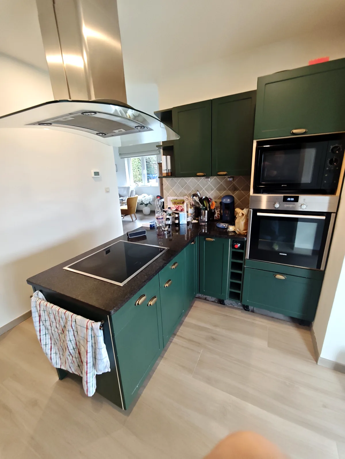 Cuisine avant covering