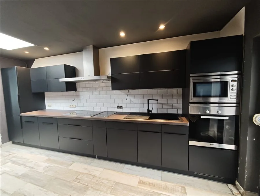 Recouvrement de surfaces décoratif